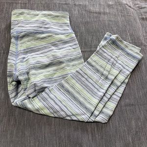 Lululemon crop leggings size 8